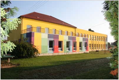 po rekonstrukci budova skoly moravany 04